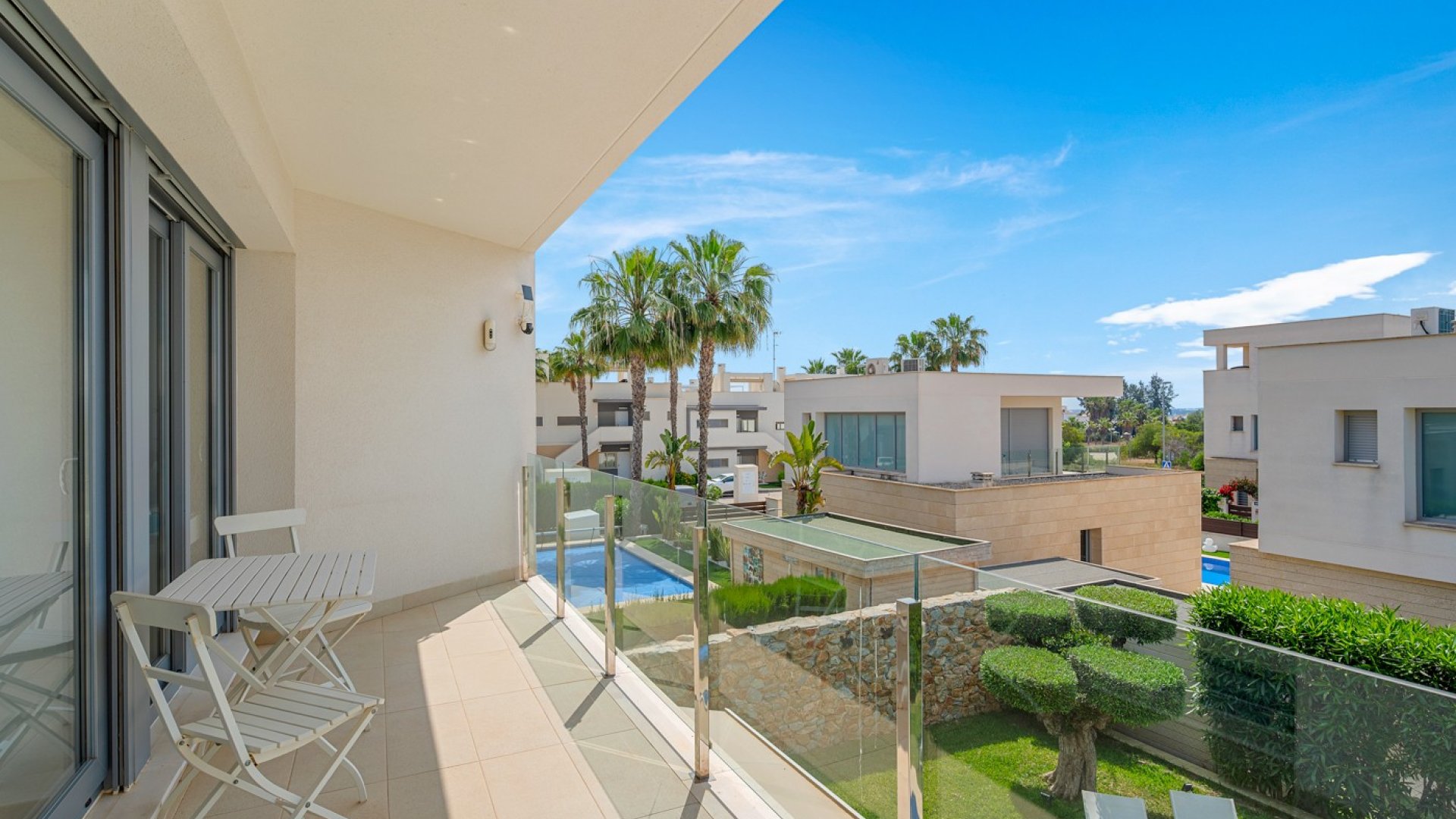 Revente - Villa -
Orihuela Costa - Vistabella