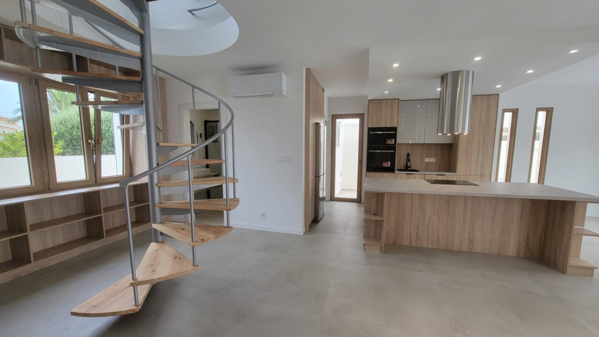 Revente - Villa -
Orihuela Costa