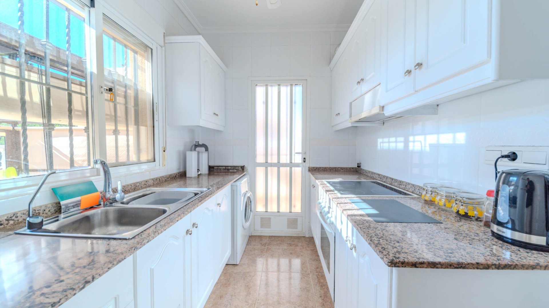 Revente - Villa -
Playa Flamenca - Orihuela Costa