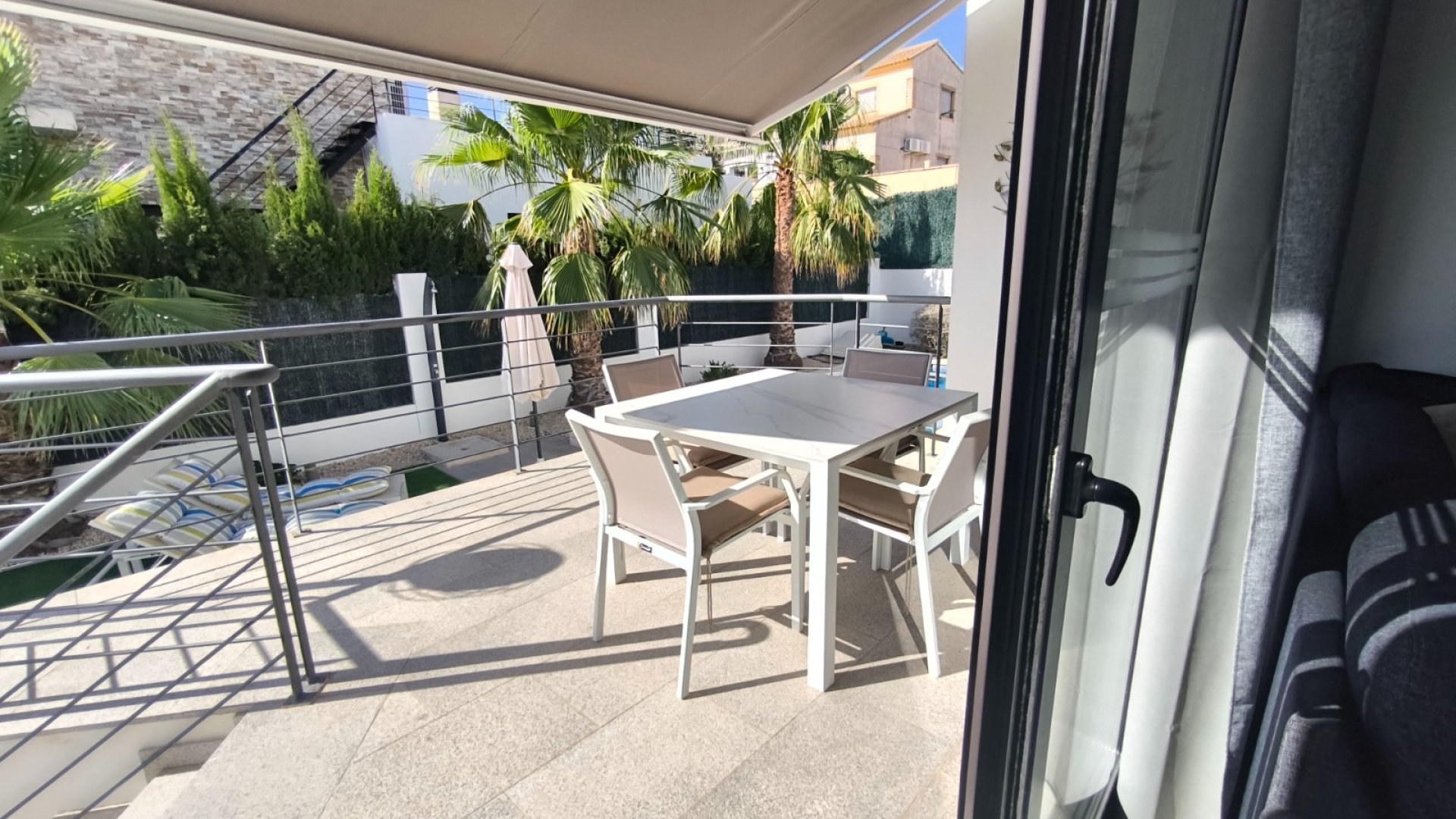 Revente - Villa -
Polop - Alberca