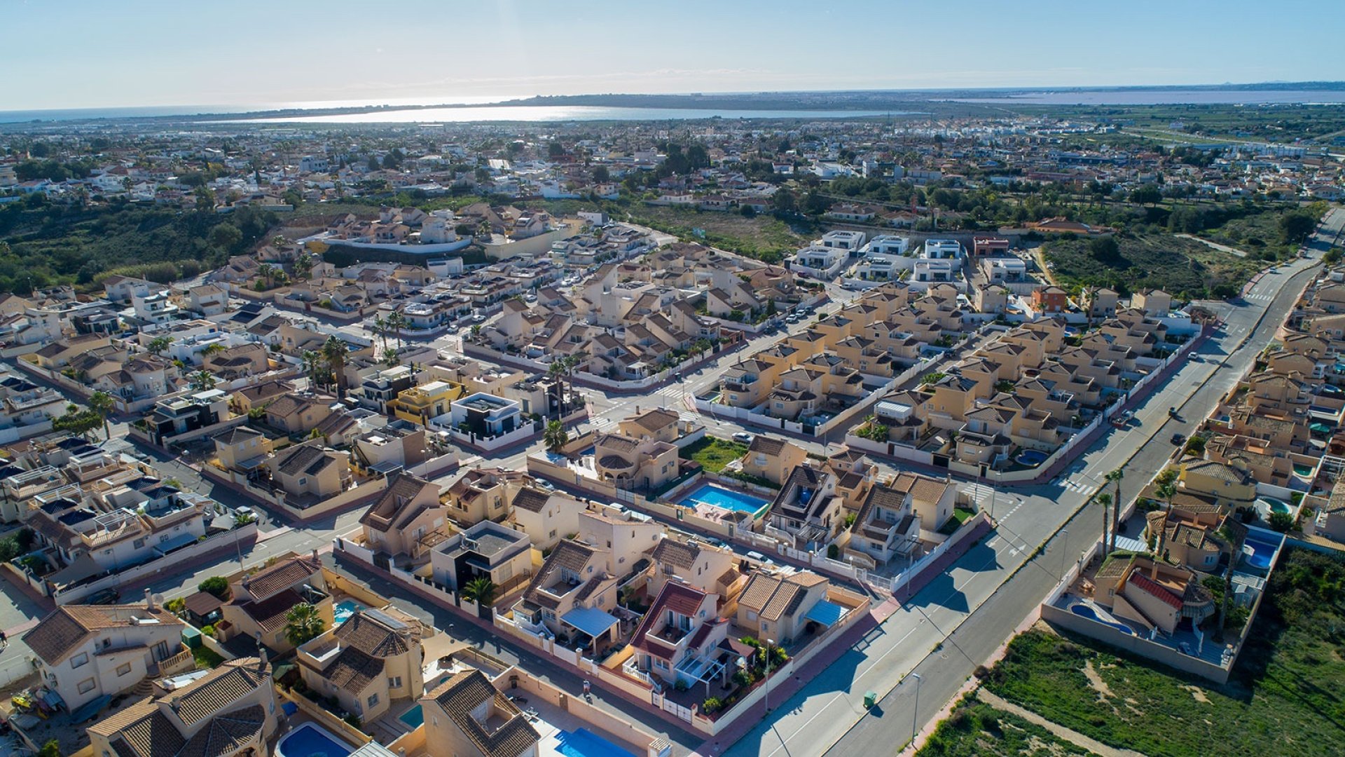 Revente - Villa -
Rojales - Pueblo