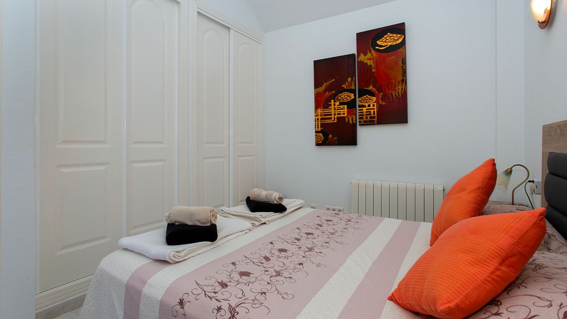 Revente - Villa -
Rojales - Pueblo