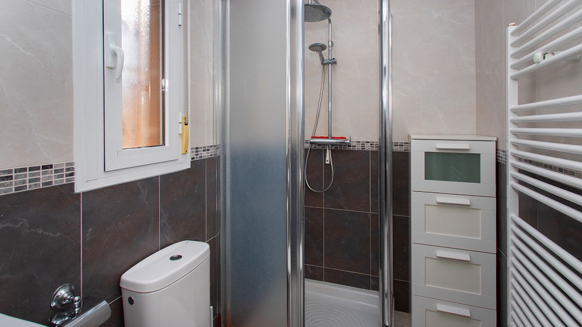 Revente - Villa -
Rojales - Pueblo