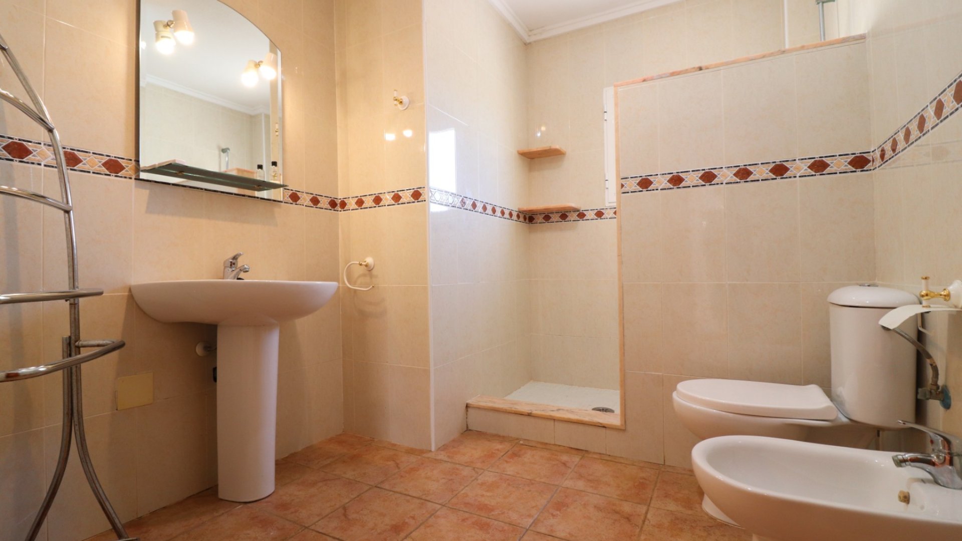 Revente - Villa -
San Miguel de Salinas - Lake View Mansions