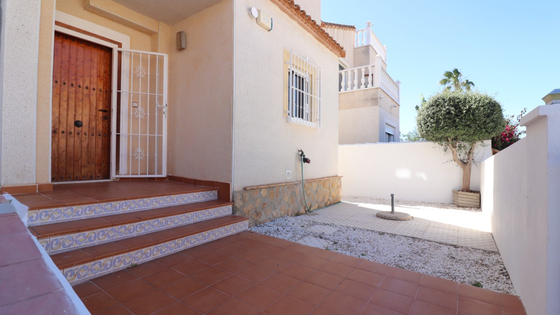 Revente - Villa -
San Miguel de Salinas - Lake View Mansions
