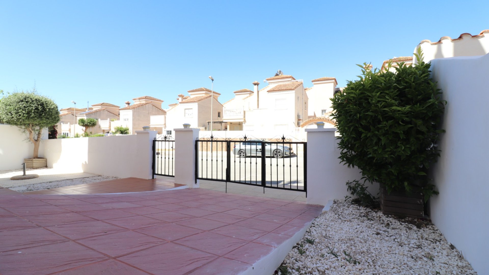 Revente - Villa -
San Miguel de Salinas - Lake View Mansions
