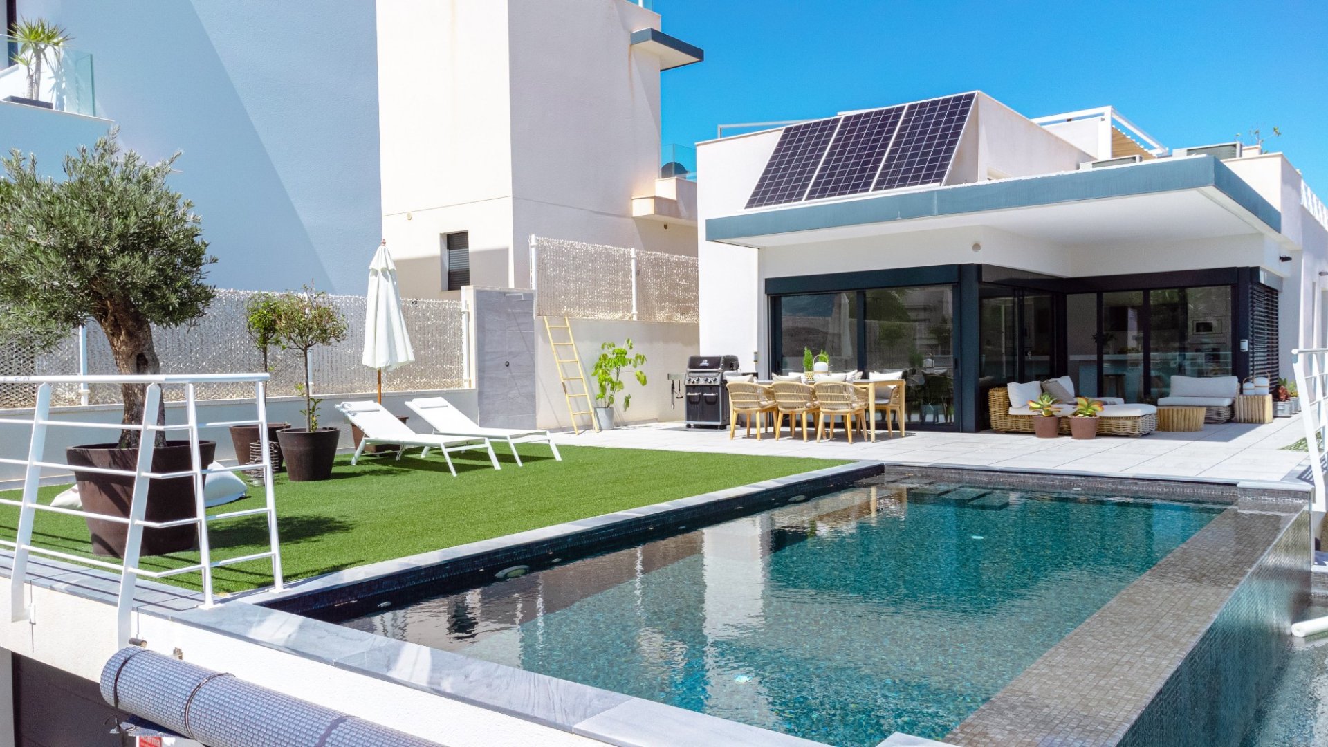 Revente - Villa -
San Miguel de Salinas