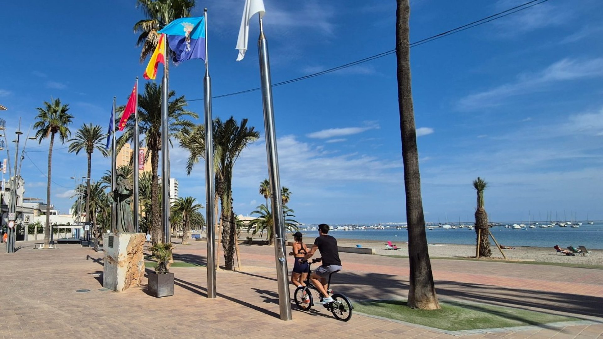 Revente - Villa -
Santiago de La Ribera - Santiago de La Ribera - Town