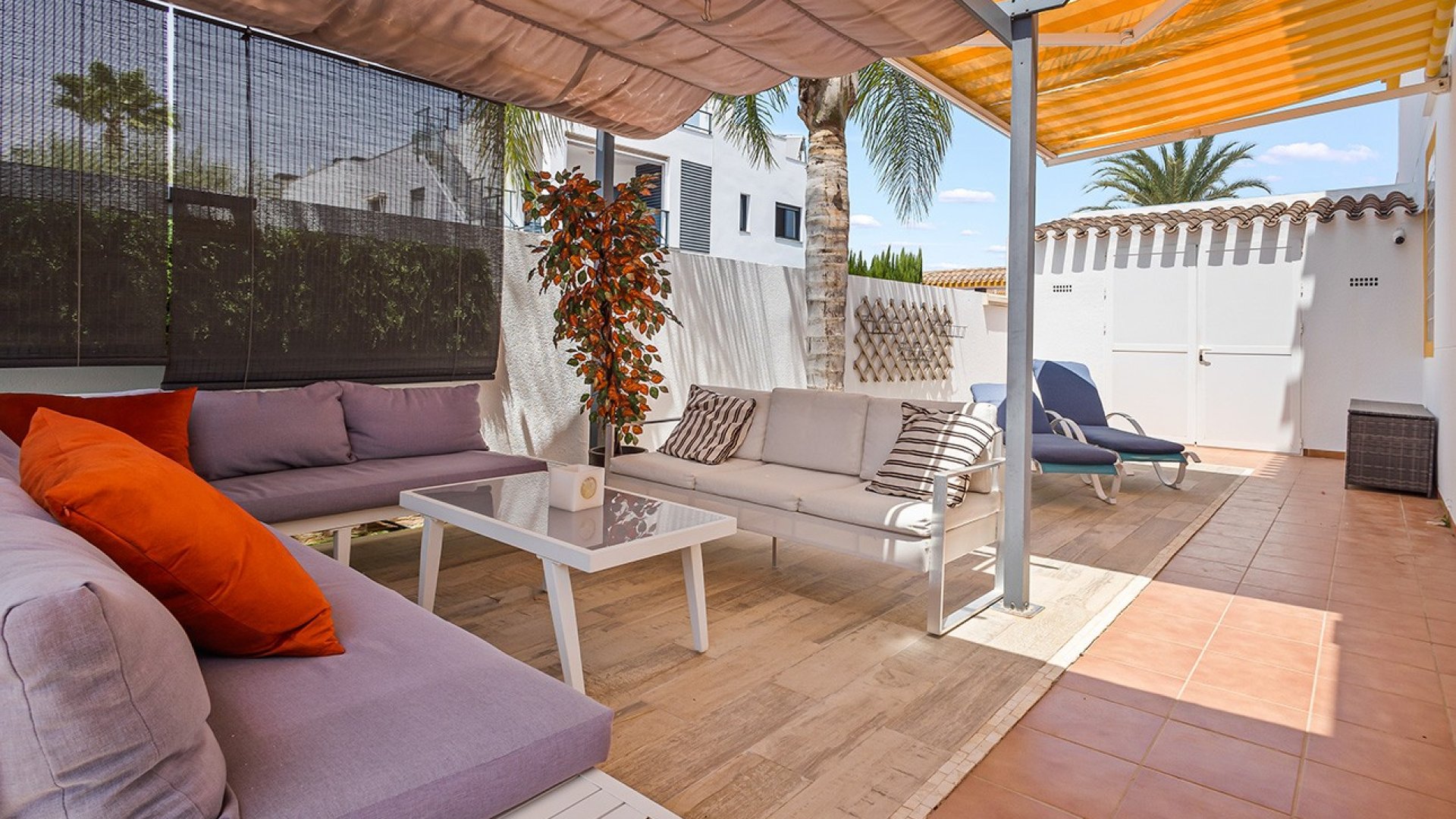 Revente - Villa -
Torre de la Horadada - Pueblo Latino