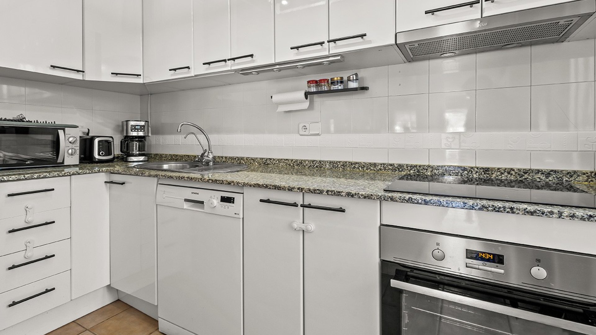 Revente - Villa -
Torre de la Horadada - Pueblo Latino