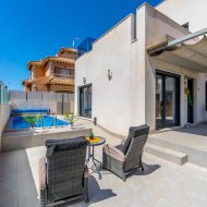 Revente - Villa -
Torrevieja - Aguas Nuevas