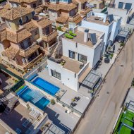 Revente - Villa -
Torrevieja - Aguas Nuevas