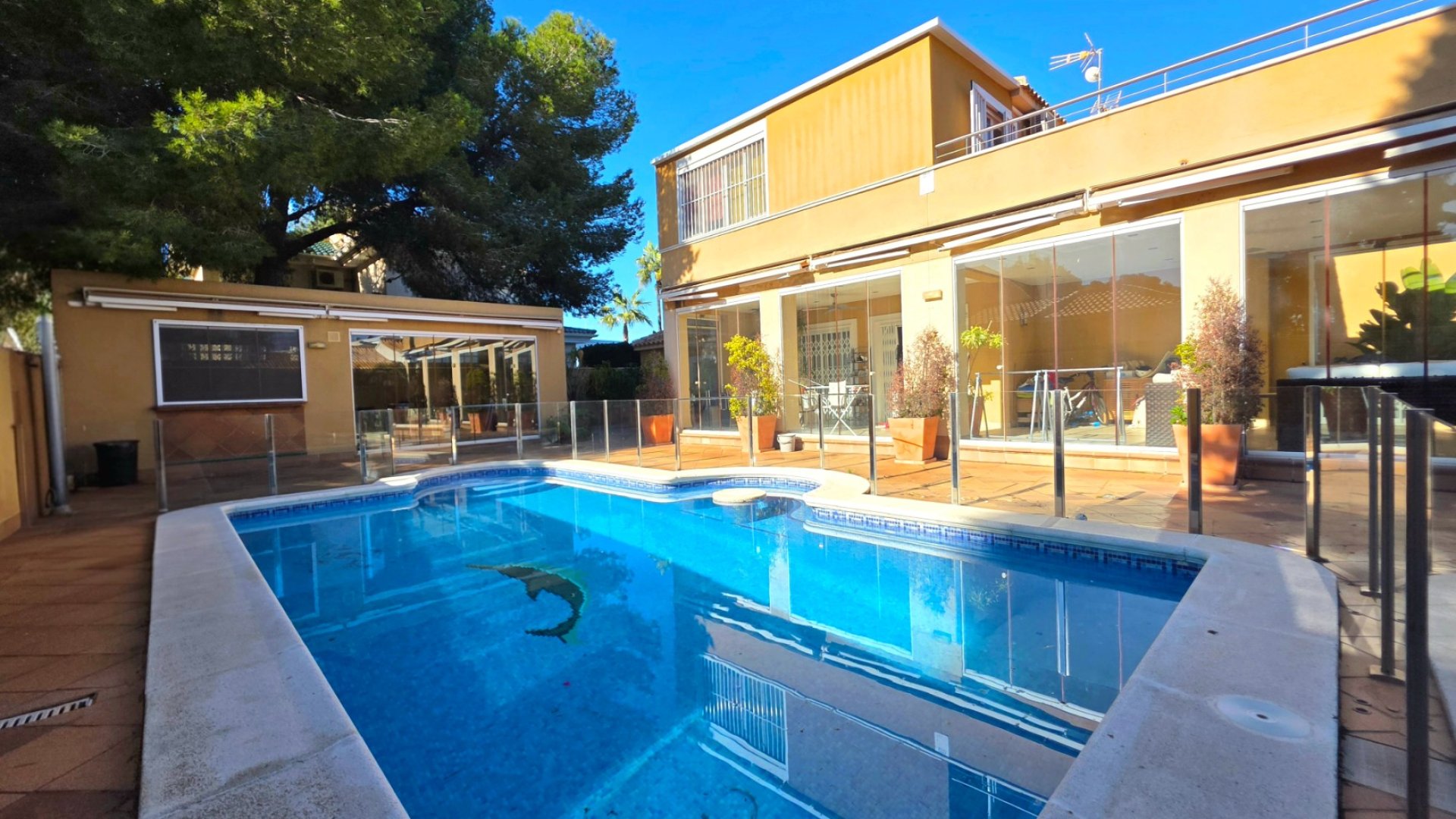 Revente - Villa -
Torrevieja - Cabo Cervera