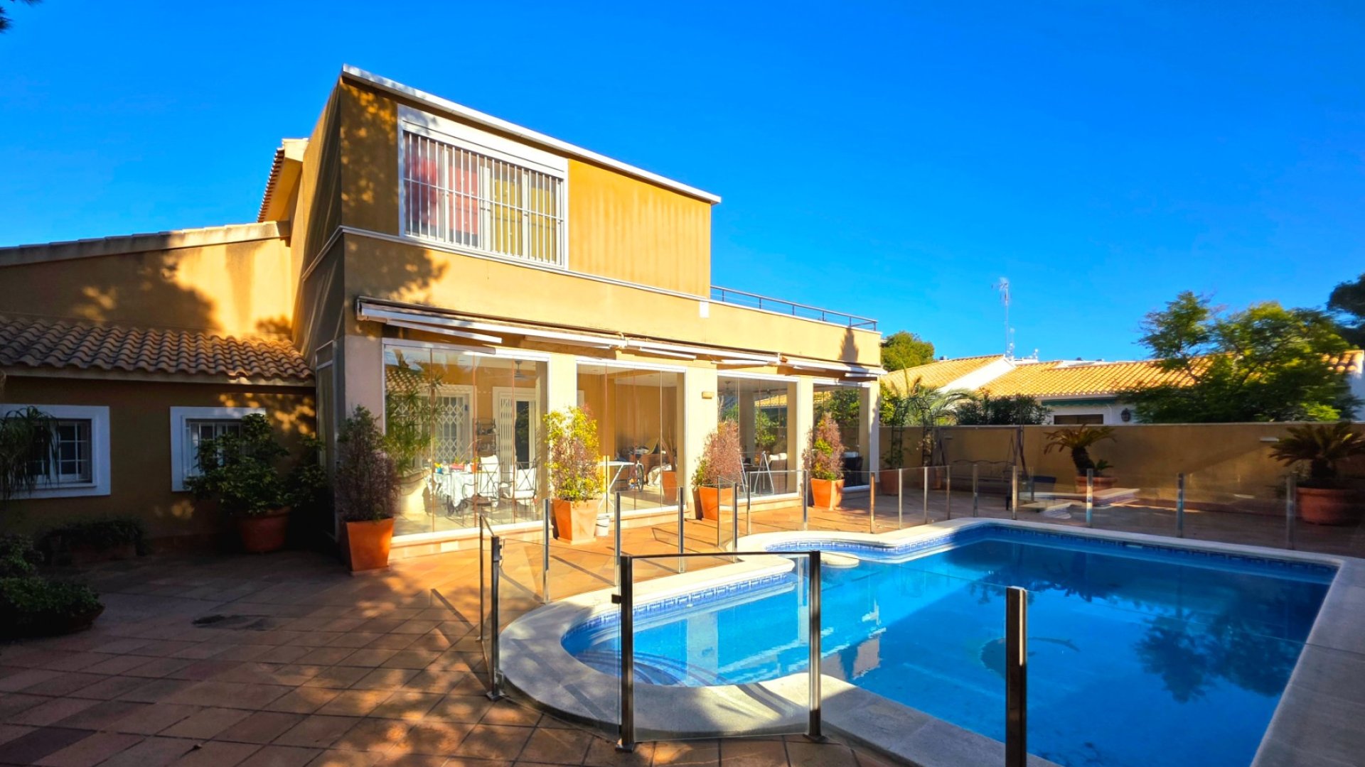 Revente - Villa -
Torrevieja - Cabo Cervera