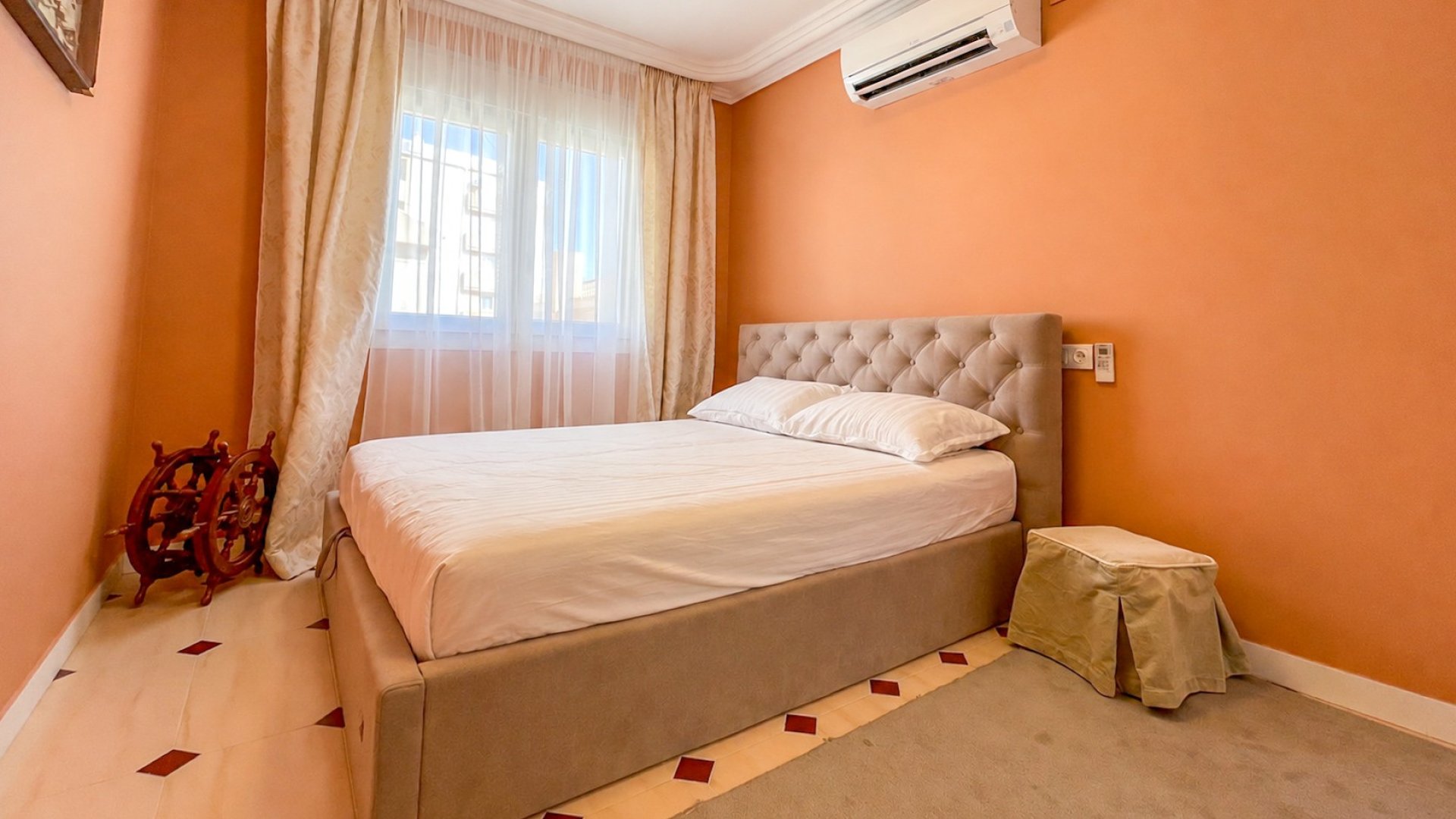 Revente - Villa -
Torrevieja - Cabo Cervera