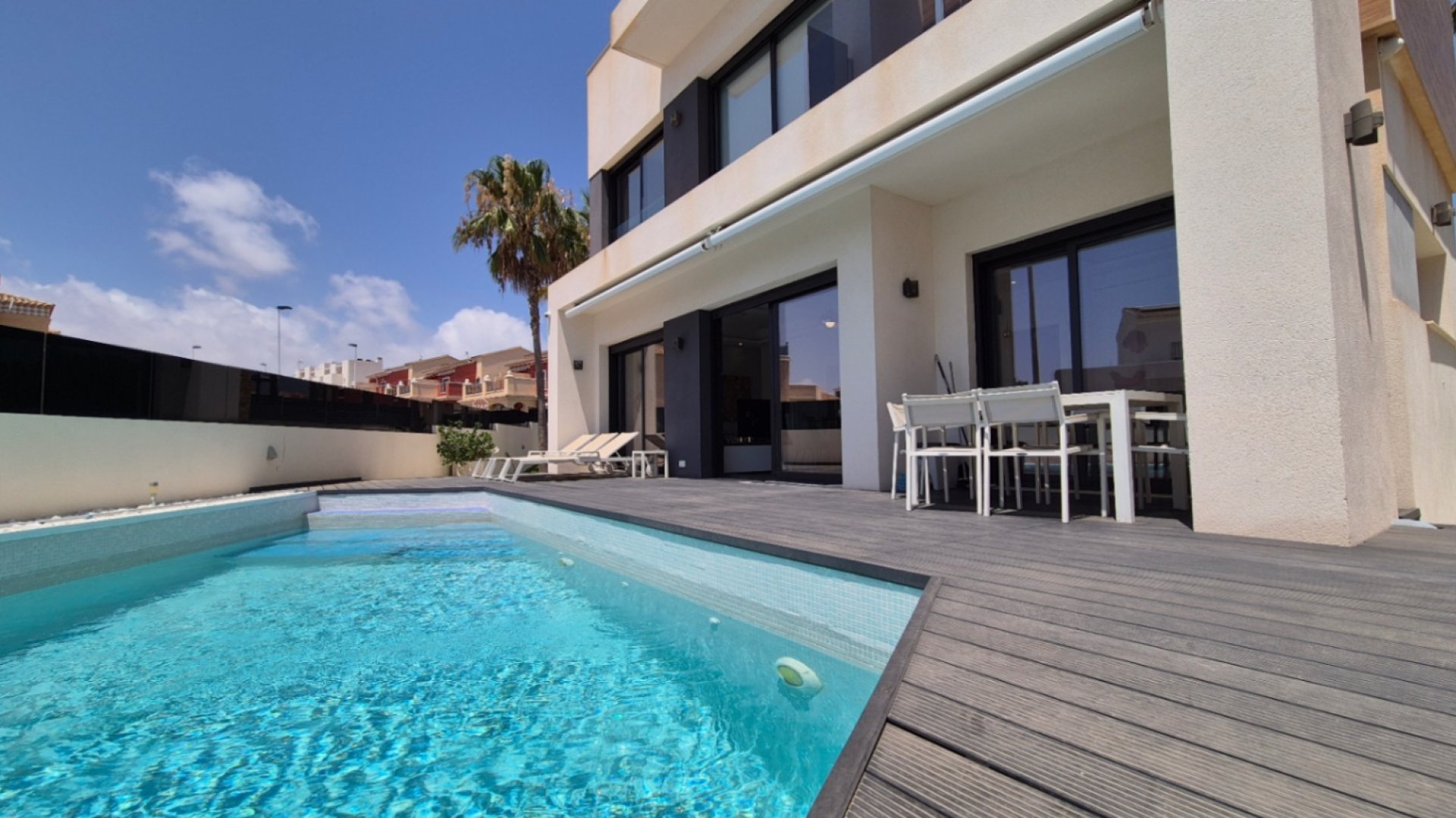 Revente - Villa -
Torrevieja - Costa Blanca