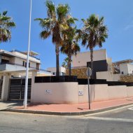Revente - Villa -
Torrevieja - Costa Blanca