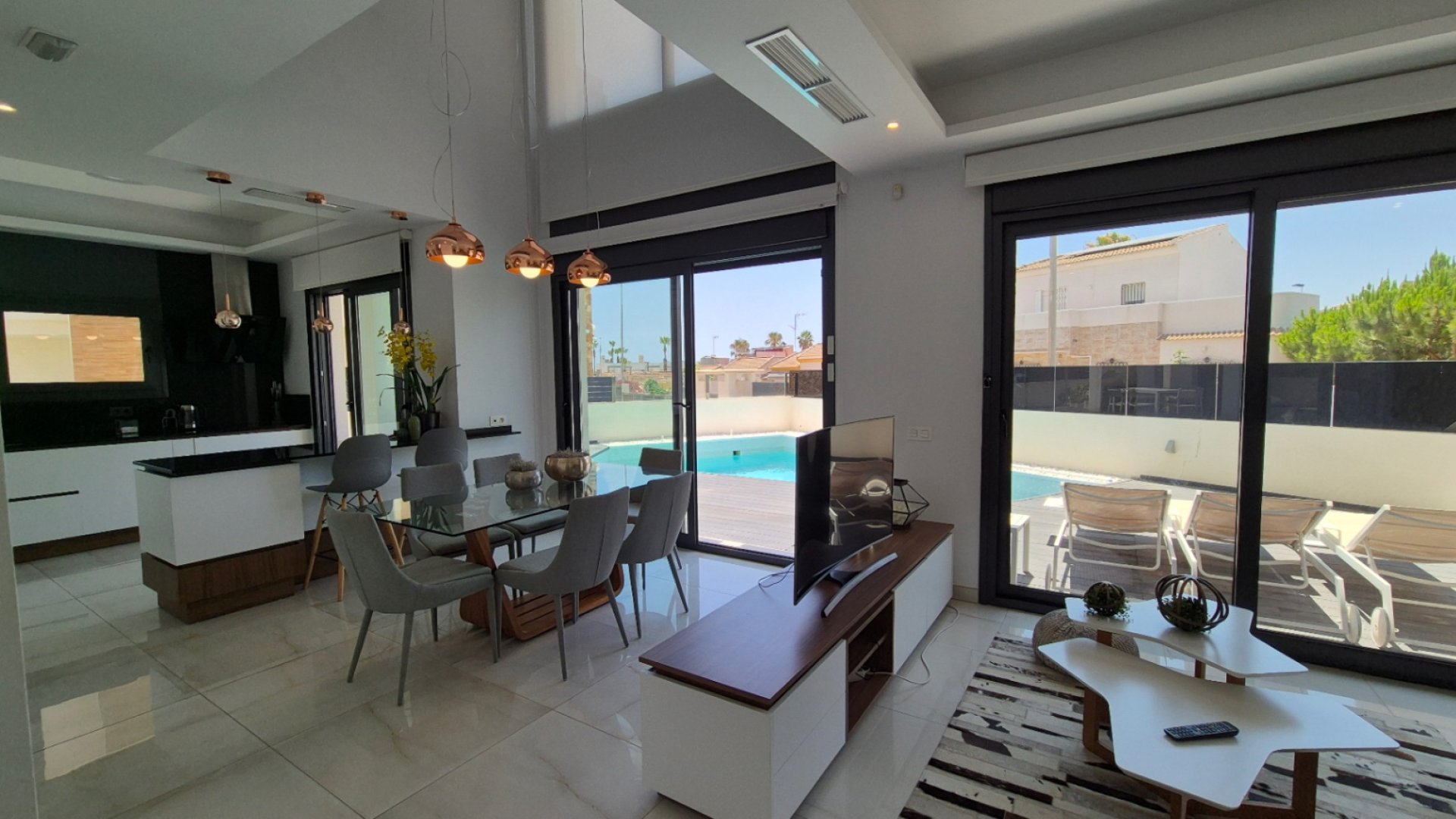 Revente - Villa -
Torrevieja - Costa Blanca