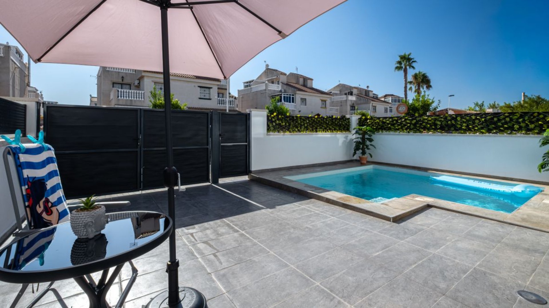 Revente - Villa -
Torrevieja - La Siesta