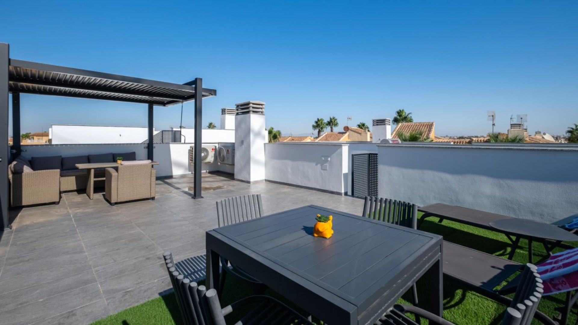 Revente - Villa -
Torrevieja - La Siesta