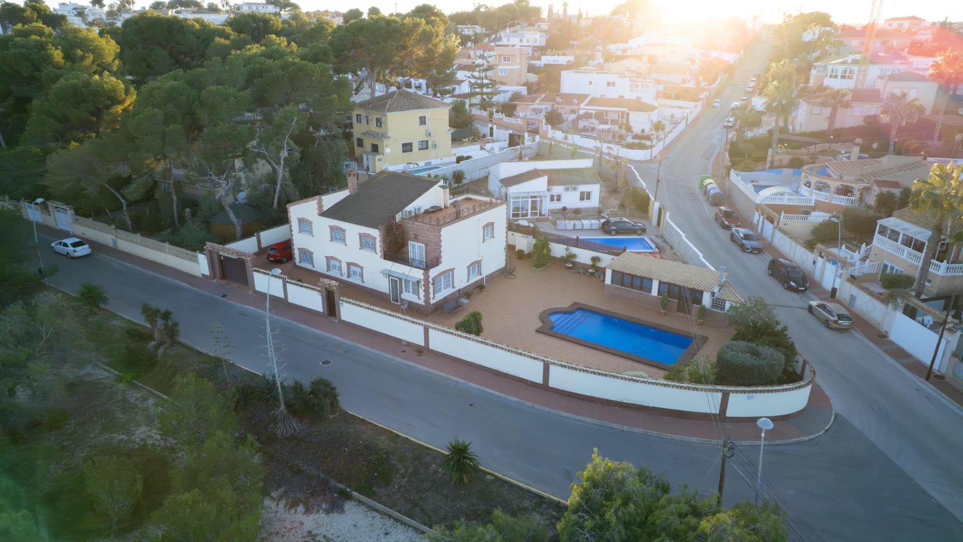 Revente - Villa -
Torrevieja - Los Balcones