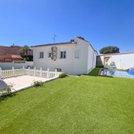 Revente - Villa -
Torrevieja - Los Balcones