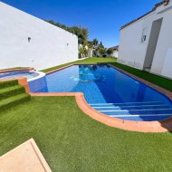 Revente - Villa -
Torrevieja - Los Balcones