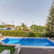 Revente - Villa -
Torrevieja - Los Balcones