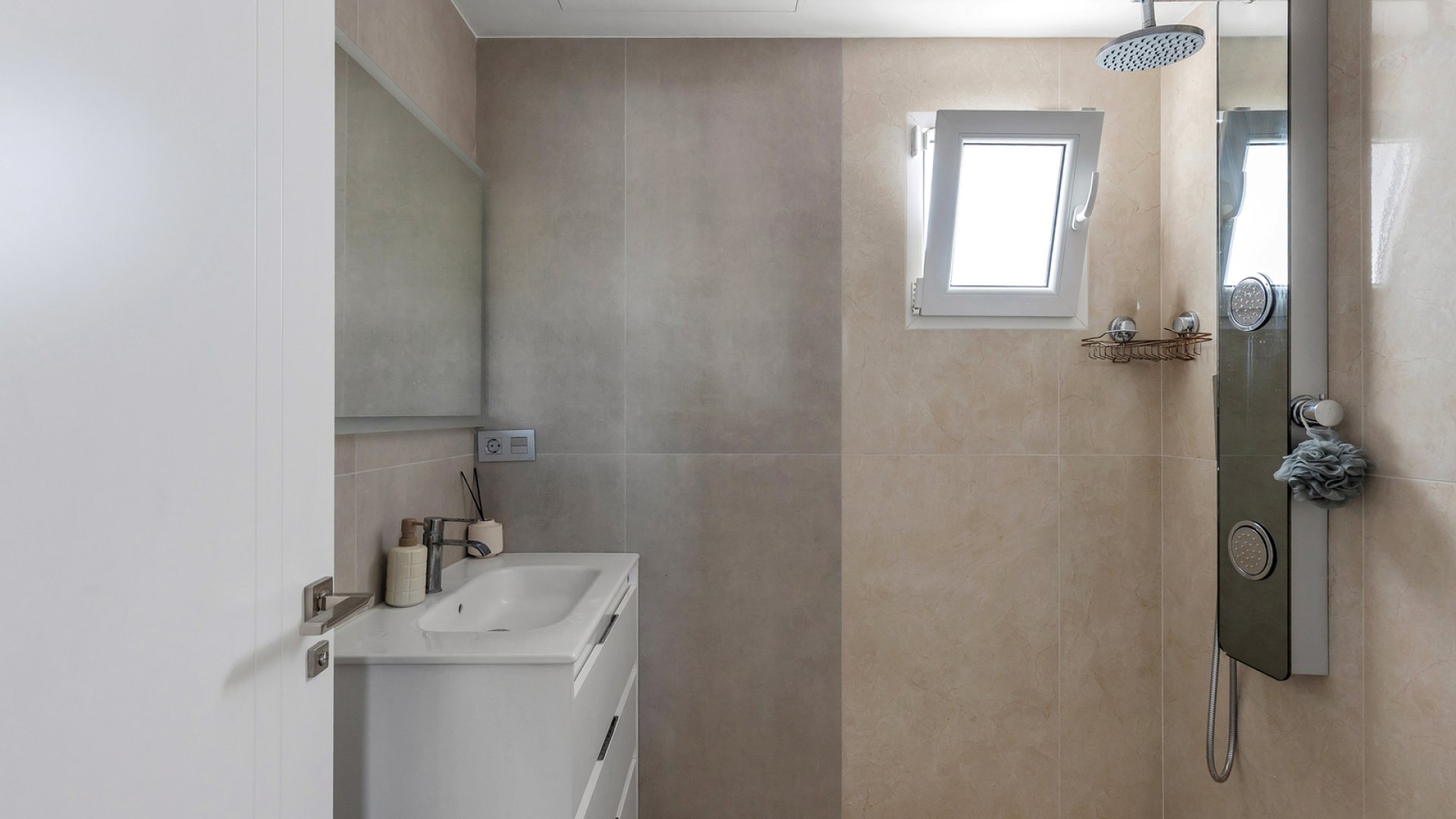 Revente - Villa -
Torrevieja - Los Balcones