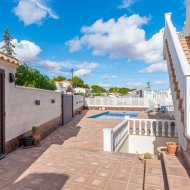 Revente - Villa -
Torrevieja - Los Balcones