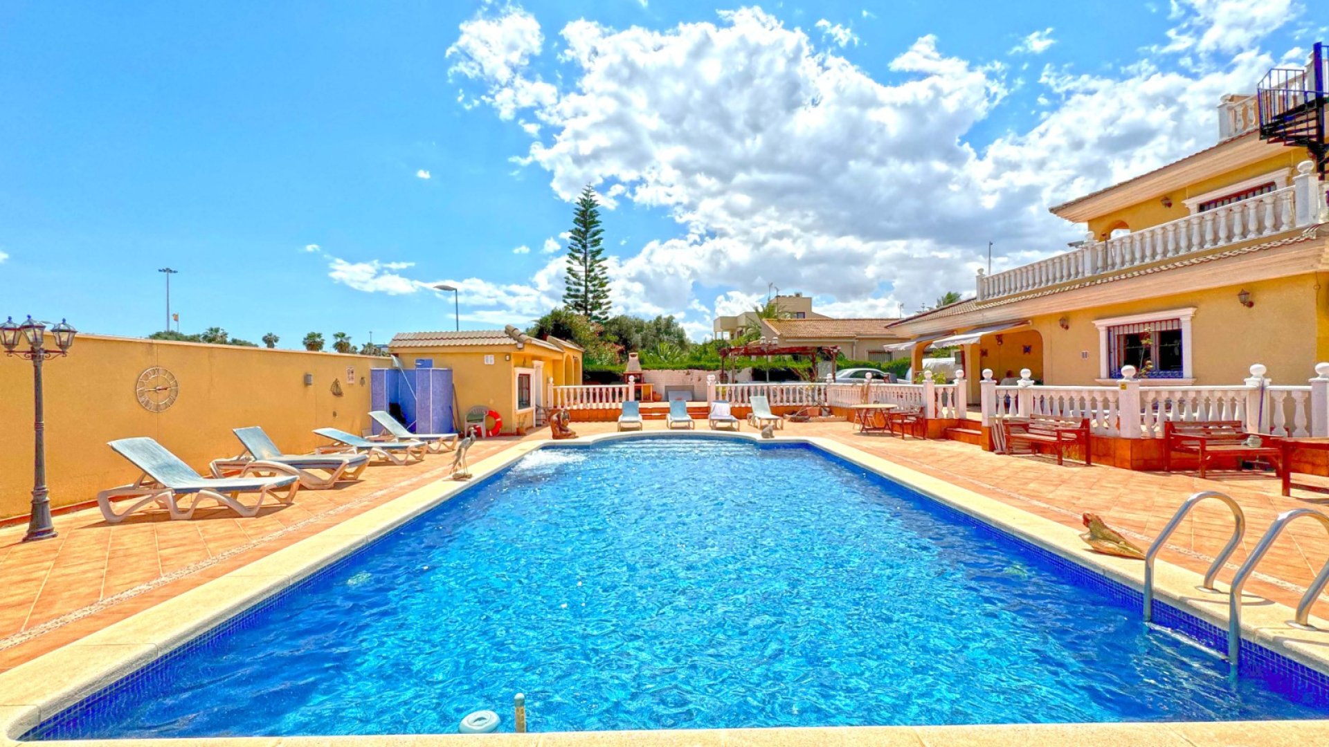 Revente - Villa -
Torrevieja - Los Balcones
