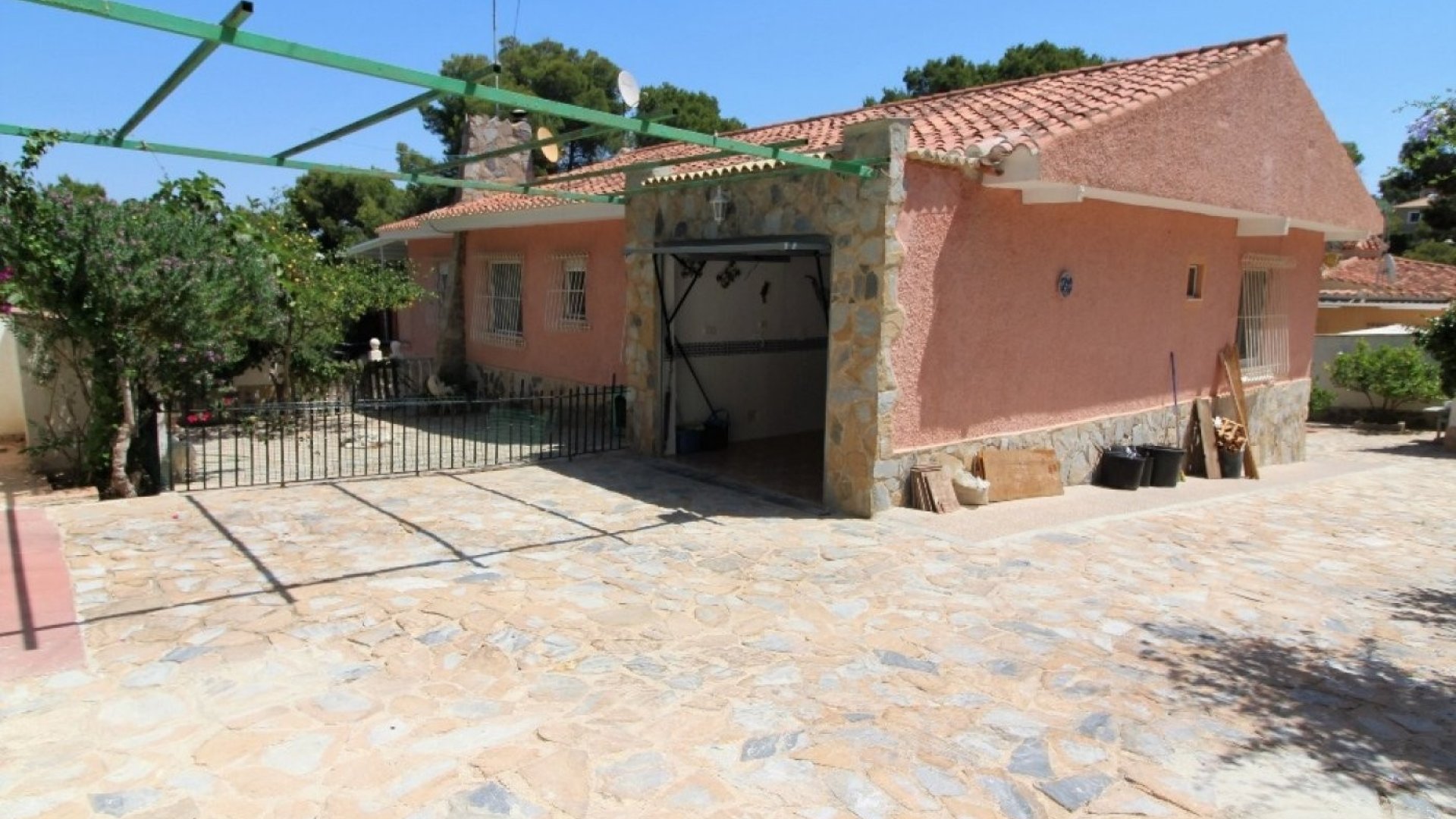 Revente - Villa -
Torrevieja - Los Balcones