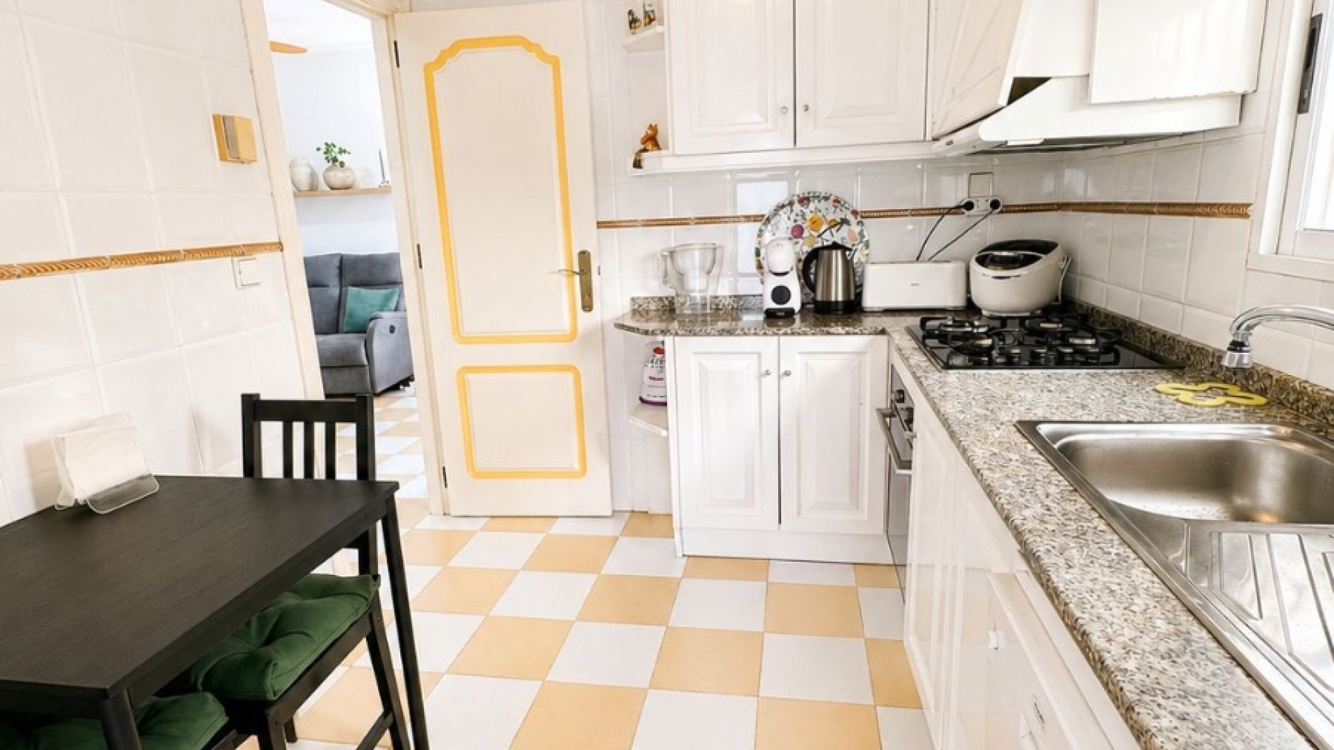 Revente - Villa -
Torrevieja - Nueva Torrevieja