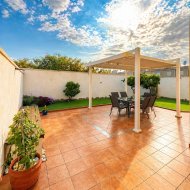 Revente - Villa -
Torrevieja - Nueva Torrevieja