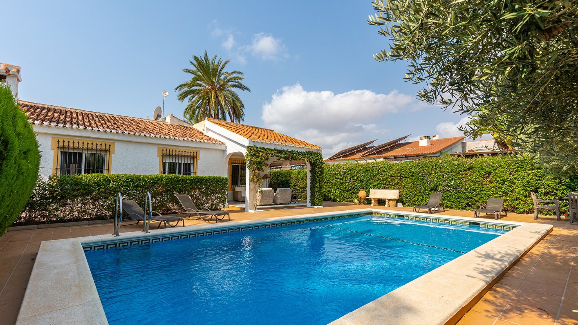 Revente - Villa -
Torrevieja - Playa Los Locos