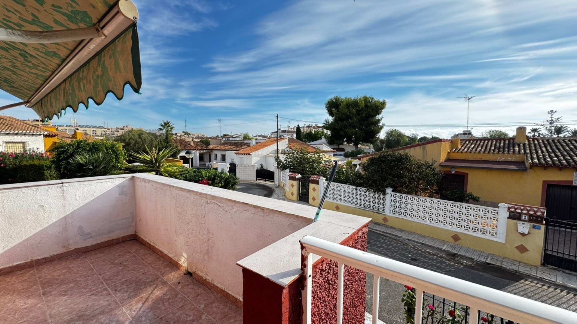 Revente - Villa -
Torrevieja - Punta Prima