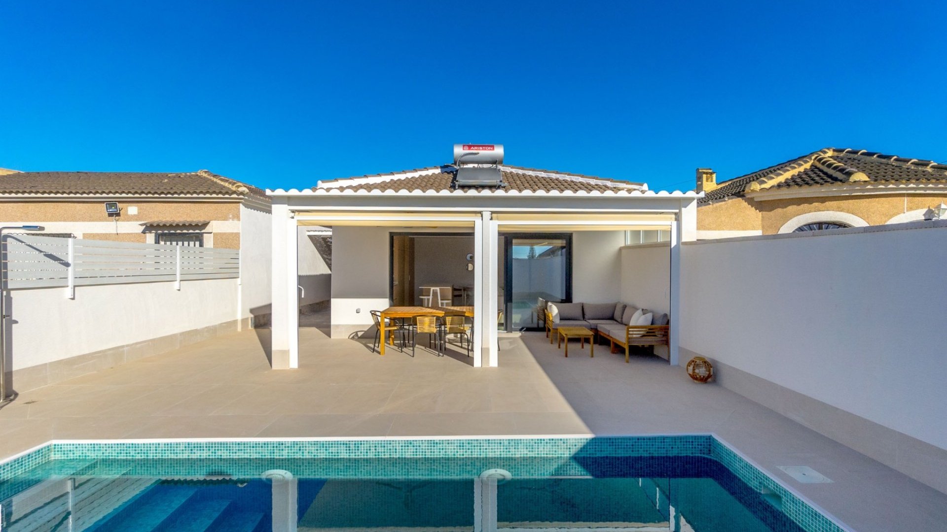 Revente - Villa -
Torrevieja - San Luis