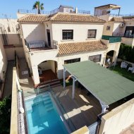 Revente - Villa -
Torrevieja - Sector 25