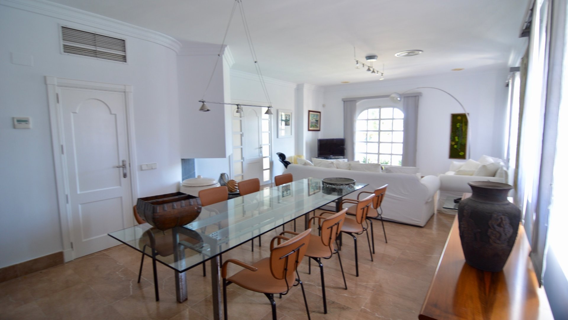 Revente - Villa -
Torrevieja - Torreta