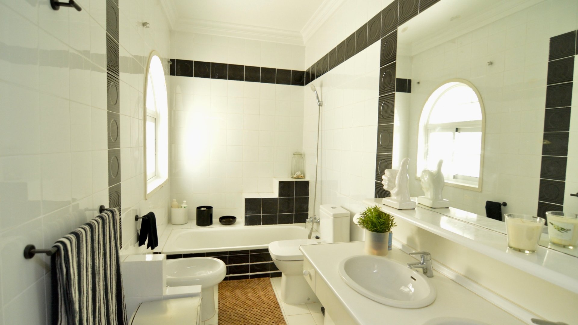 Revente - Villa -
Torrevieja - Torreta