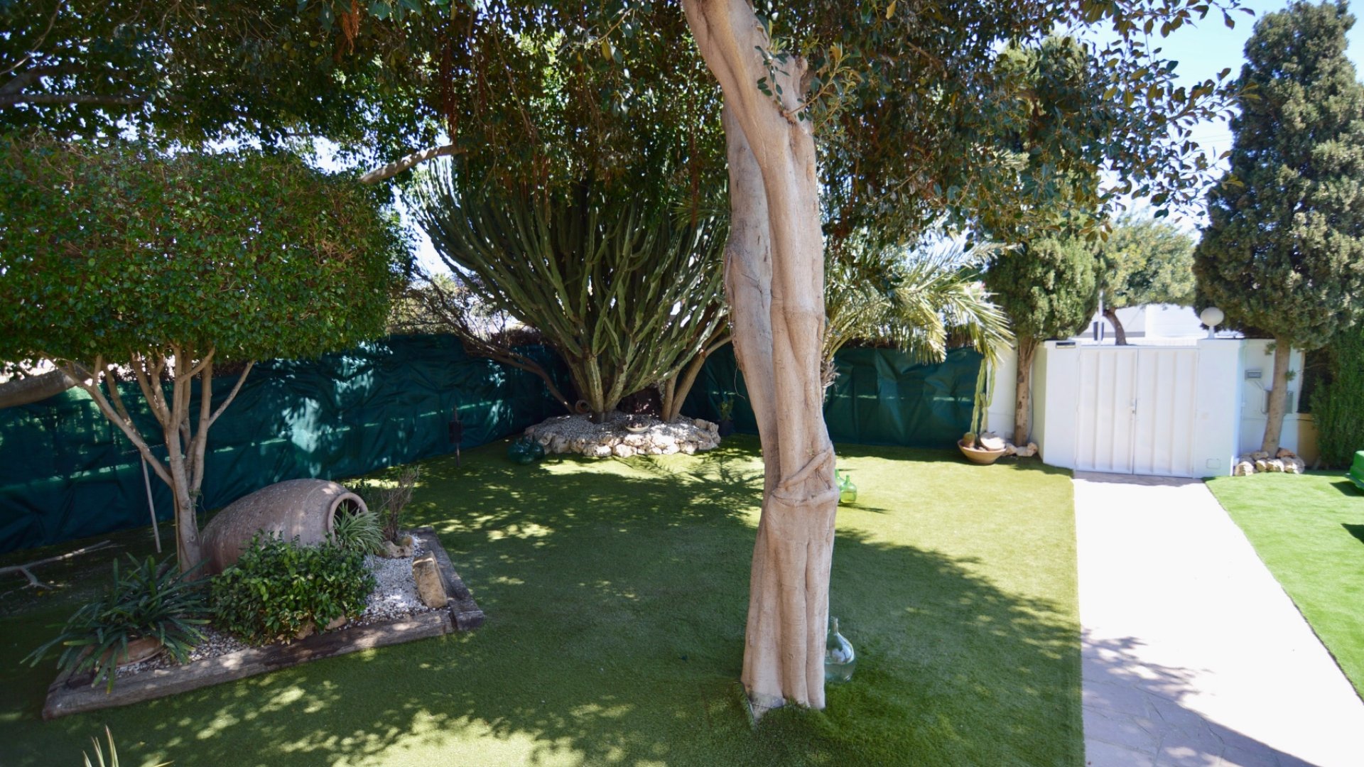 Revente - Villa -
Torrevieja - Torreta