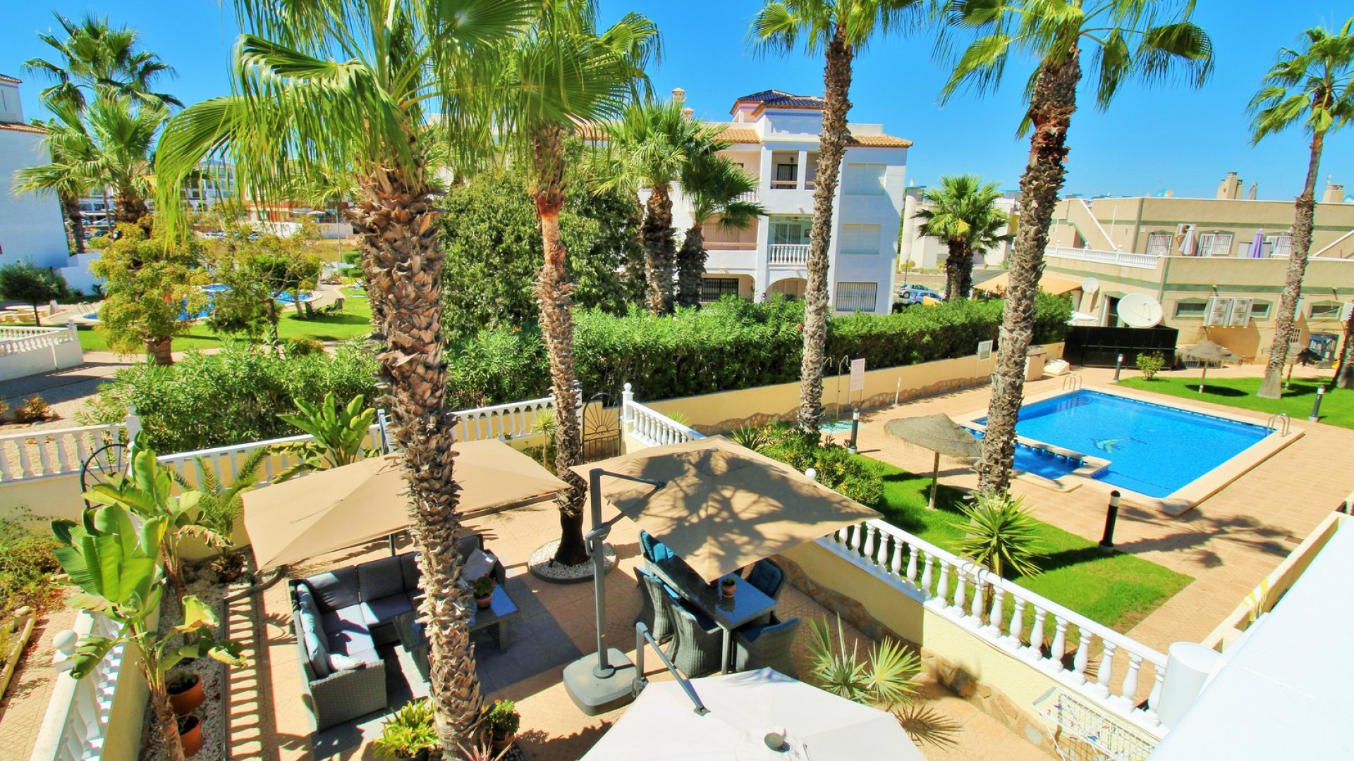 Revente - Villa -
Villamartín - Las Violetas