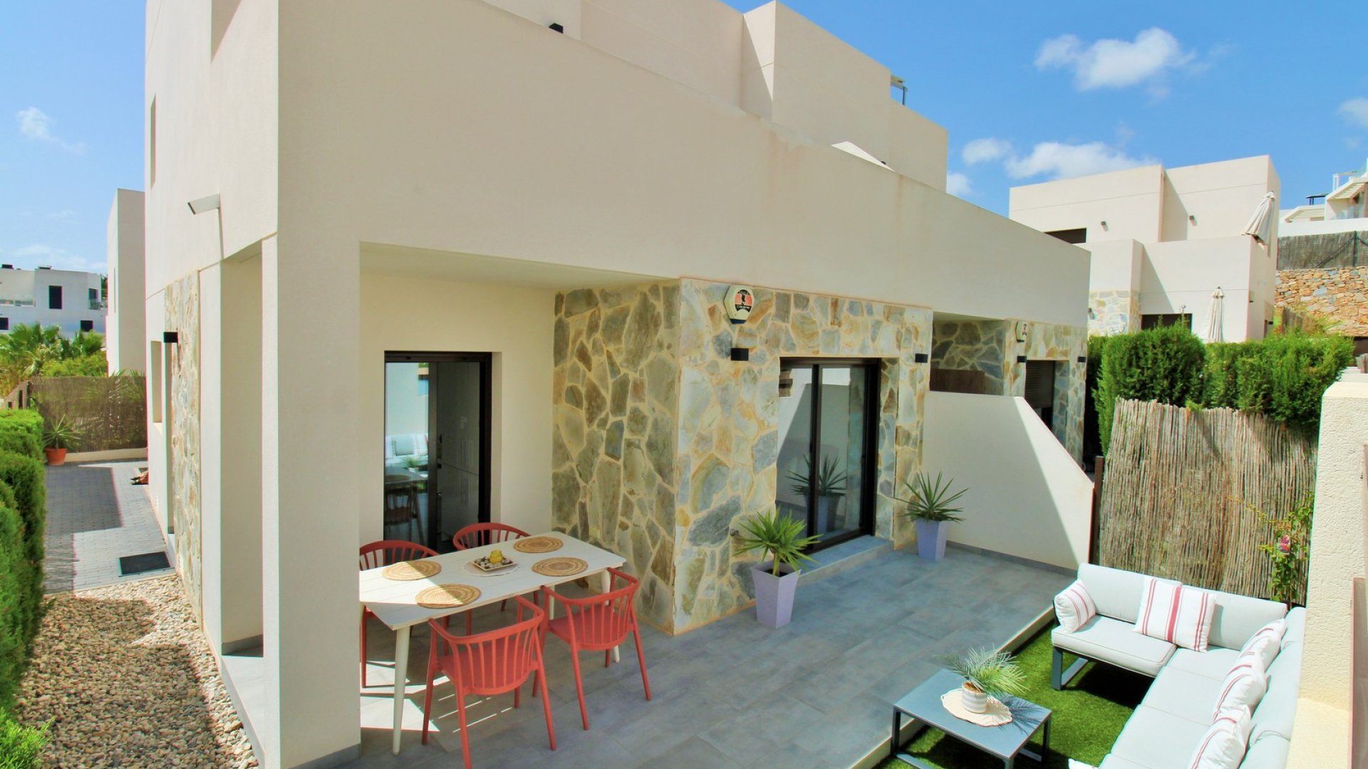 Revente - Villa -
Villamartín - PAU 8