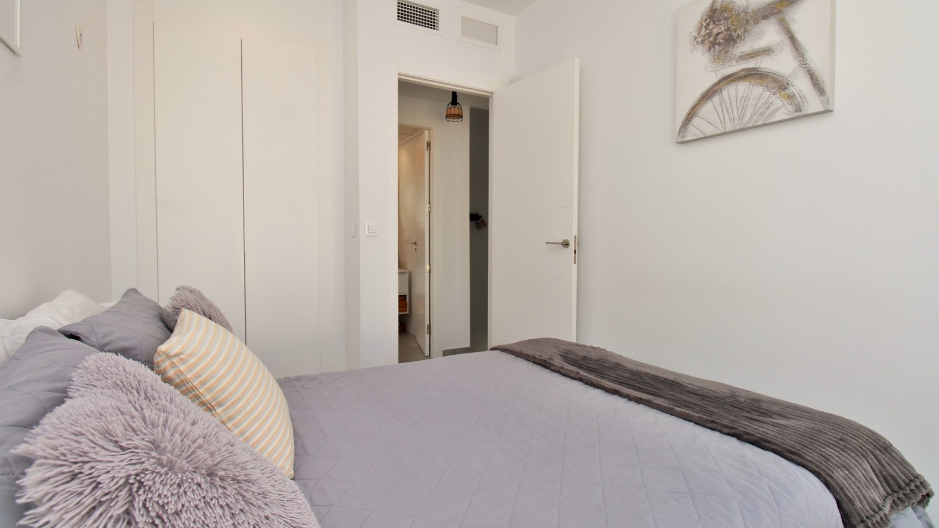 Revente - Villa -
Villamartín - PAU 8