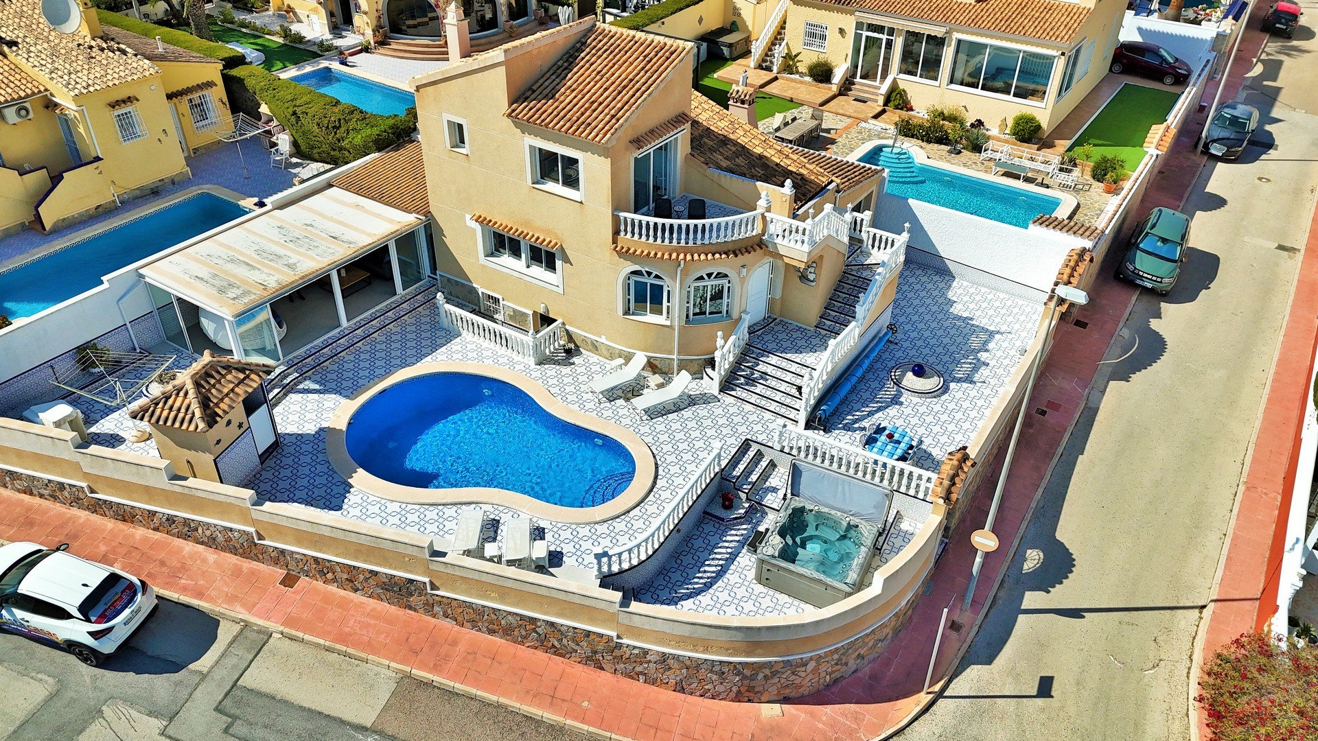 Revente - Villa -
Villamartín