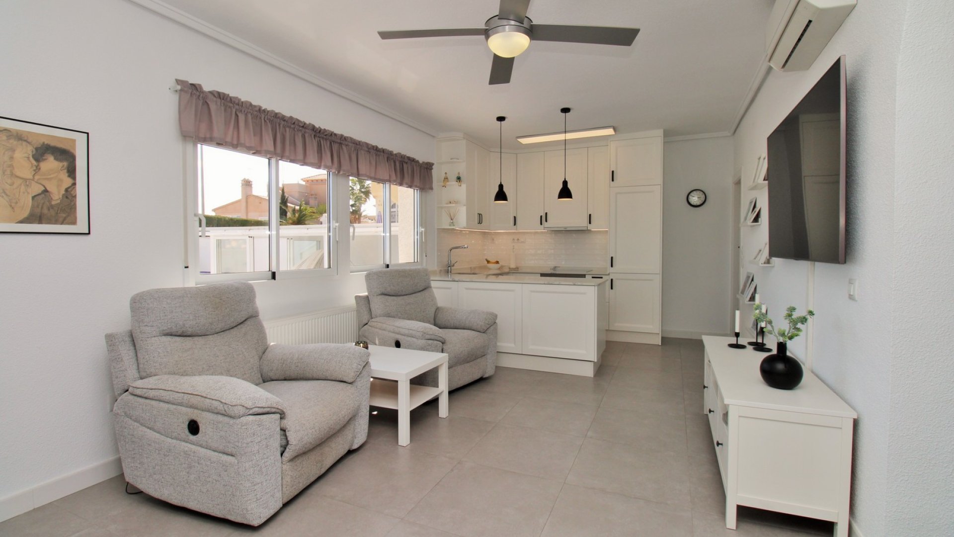 Revente - Villa -
Villamartín