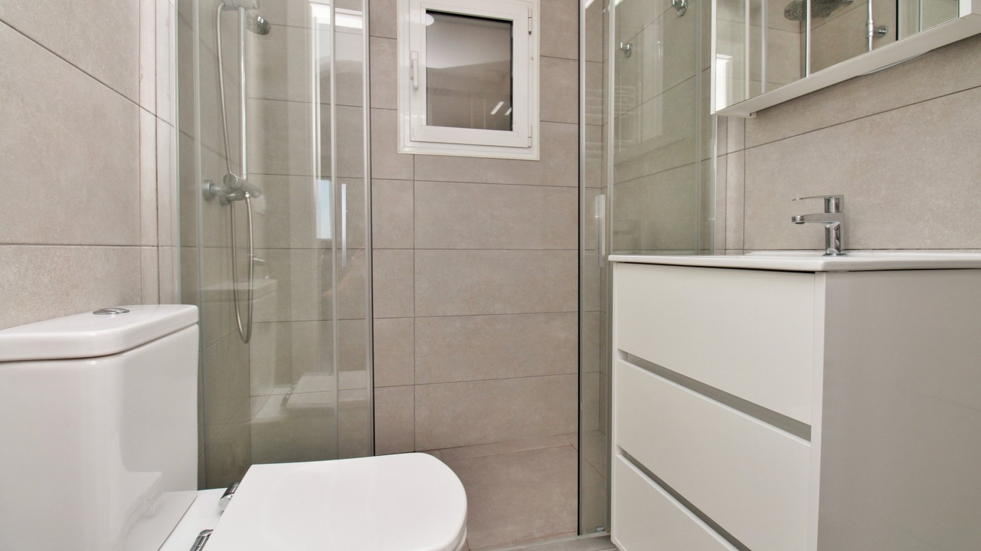 Revente - Villa -
Villamartín