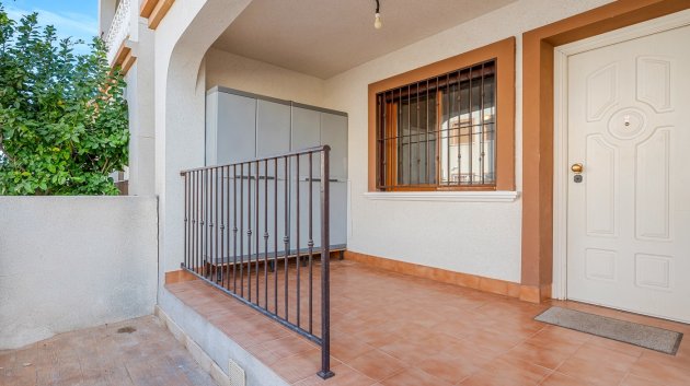 Townhouse - Resale - Daya Vieja -
                Daya Vieja