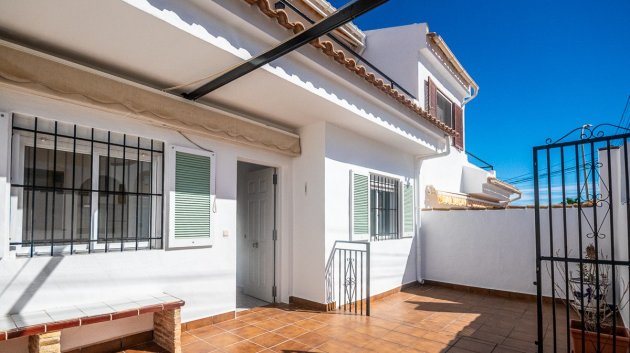 Townhouse - Resale - San Miguel de Salinas -
                San Miguel de Salinas