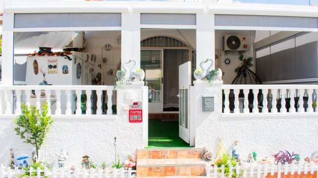 Townhouse - Resale - Torrevieja -
                La Siesta
